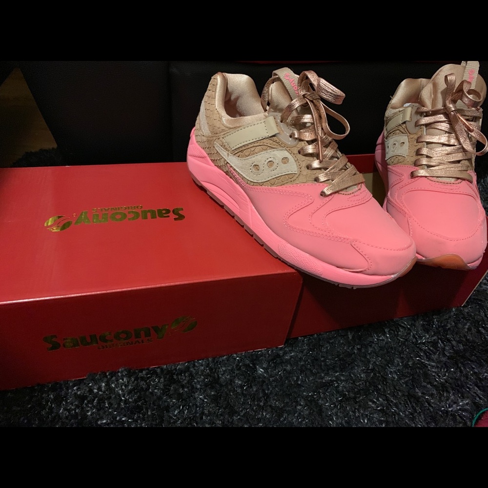 Comfortable stylish sneakers